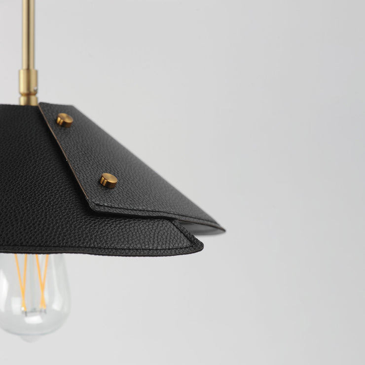Maxim Cavalier Pendant