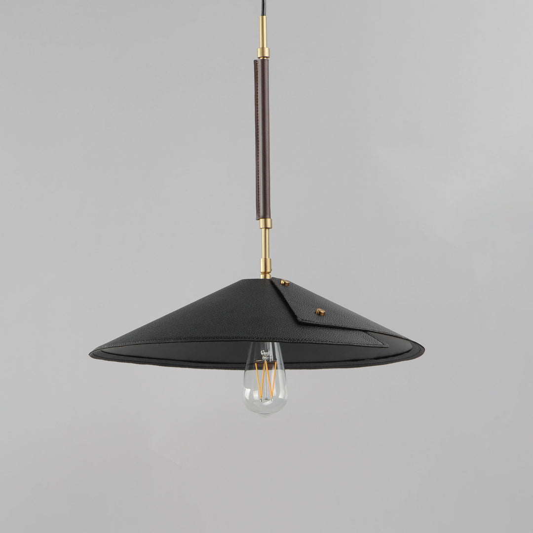 Maxim Cavalier Pendant