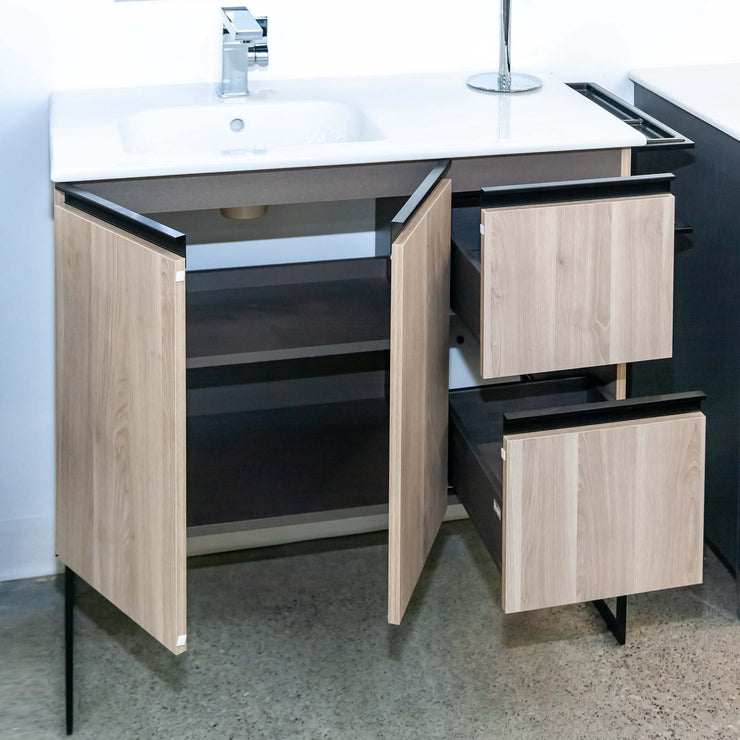 Royo 39" Structure Bath Vanity